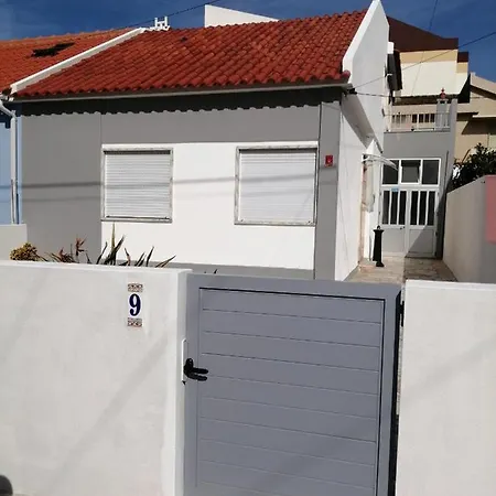 Guest house Quartos Da *